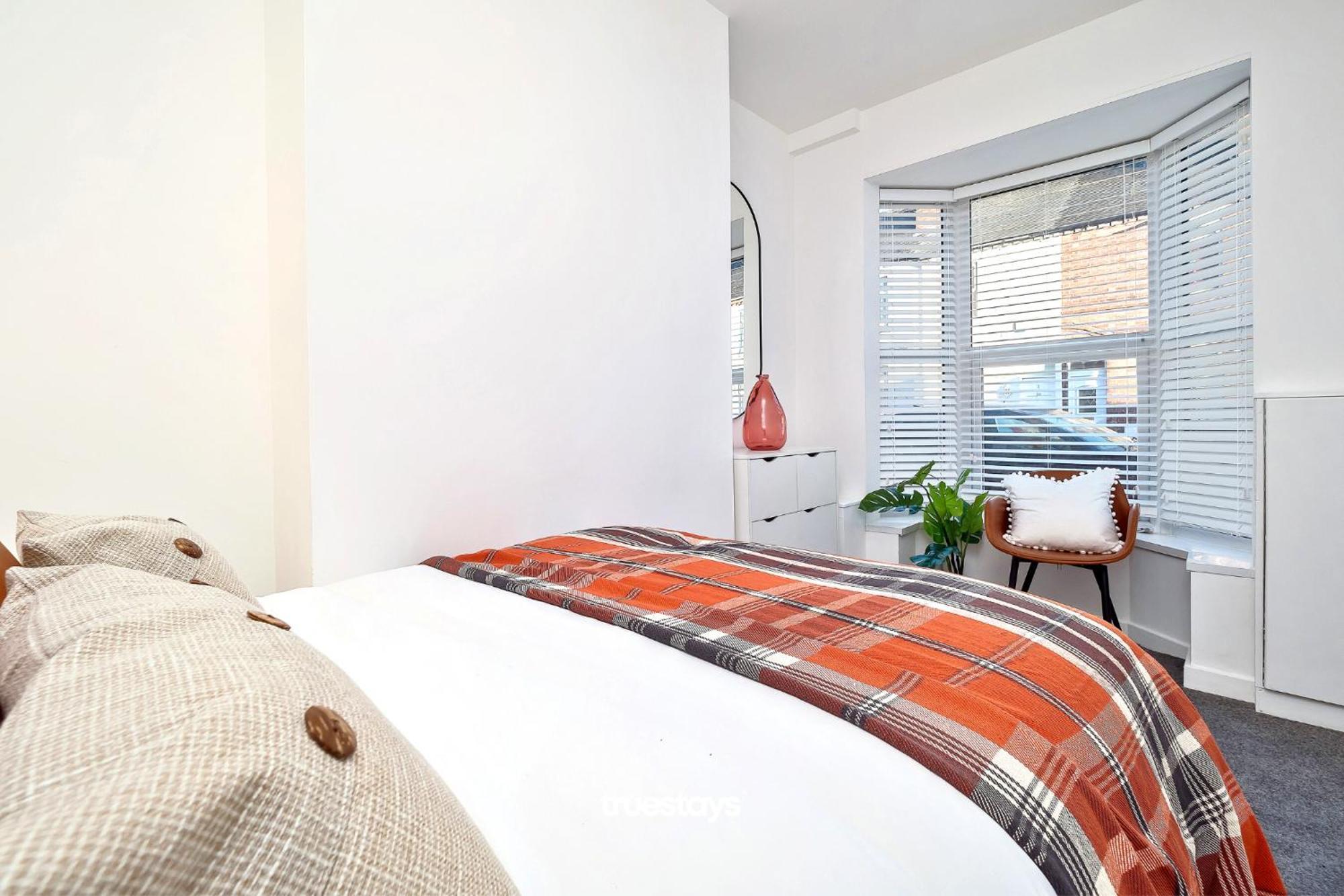 Nursery House By Truestays - 3 Bedroom House In Stoke-On-Trent 外观 照片