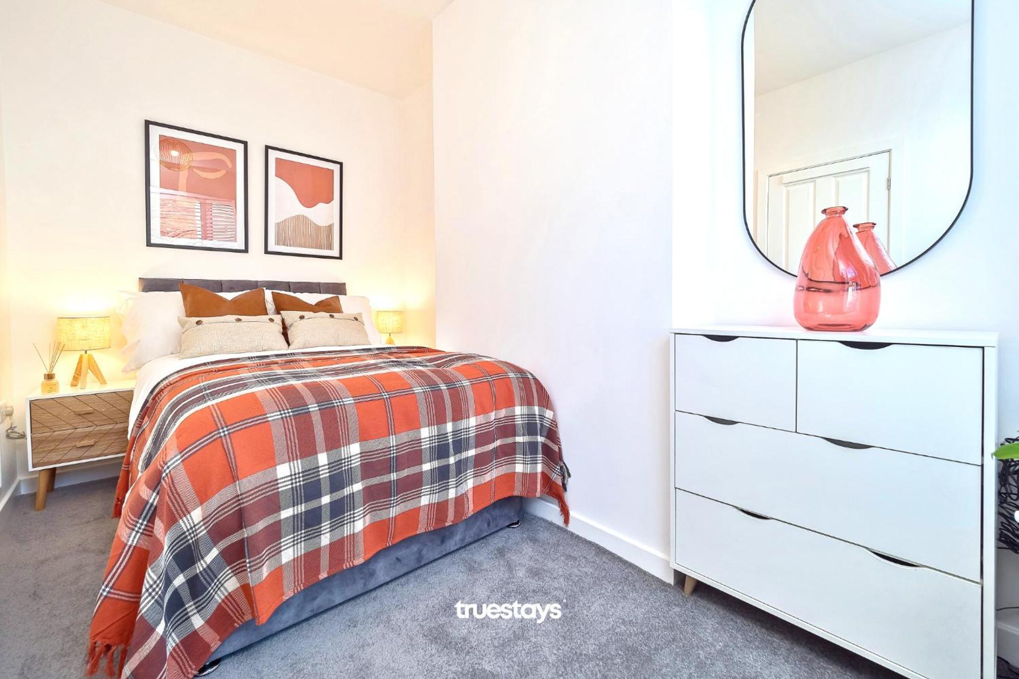 Nursery House By Truestays - 3 Bedroom House In Stoke-On-Trent 外观 照片